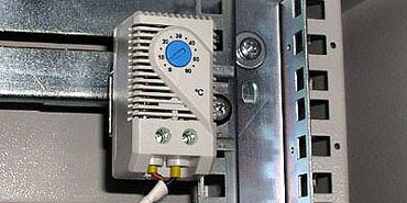 Rackmount Server Cabinet Fan Temperature Control